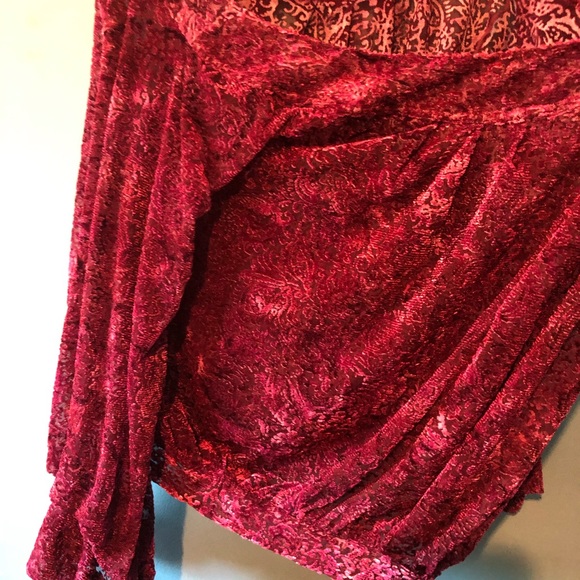 Free People Crushed Velvet Shirt NWOT!!❤️ - Picture 7 of 12